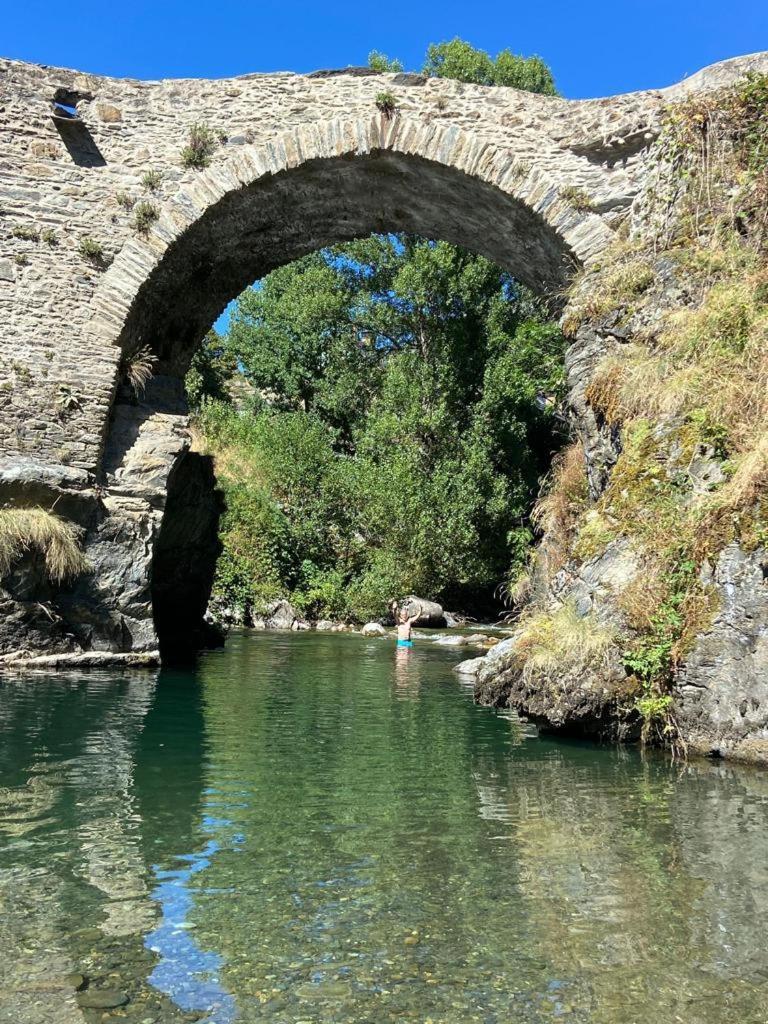 Refugi D' Alos Alos d'Isil Exteriör bild